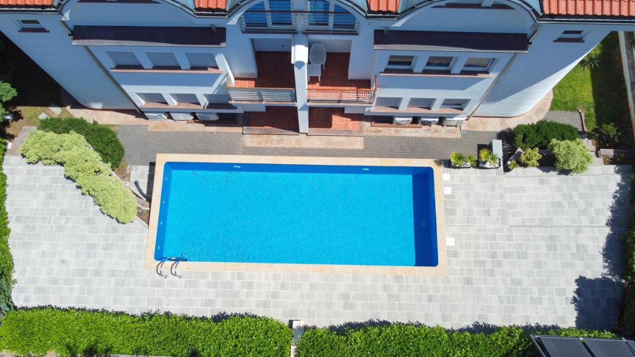 Sea View Apartment In Ičići Dış mekan fotoğraf