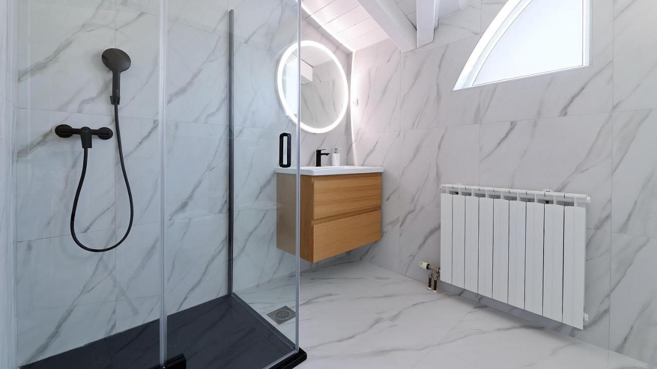 Sea View Apartment In Ičići Dış mekan fotoğraf