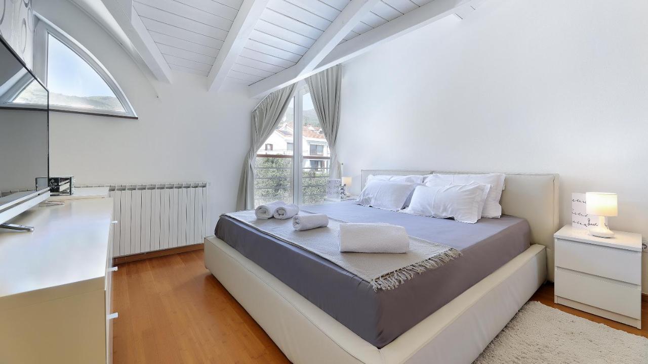 Sea View Apartment In Ičići Dış mekan fotoğraf