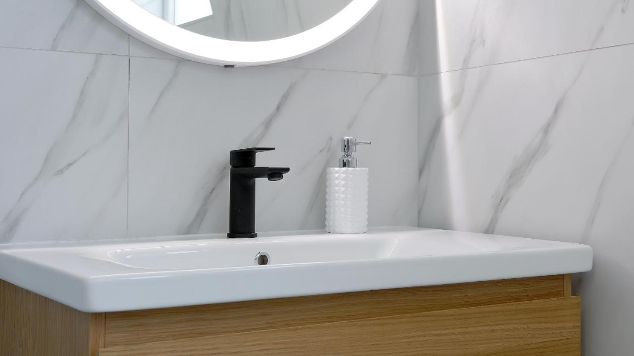 Sea View Apartment In Ičići Dış mekan fotoğraf