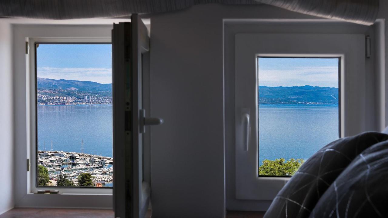 Sea View Apartment In Ičići Dış mekan fotoğraf