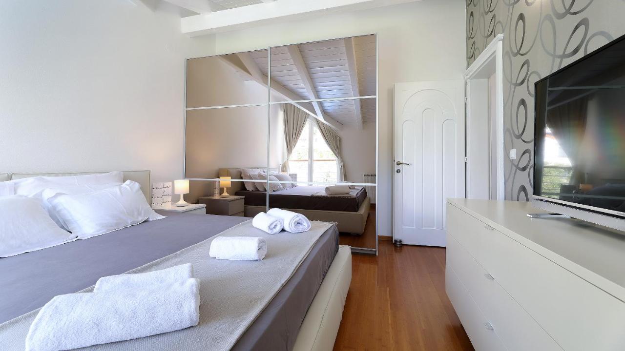 Sea View Apartment In Ičići Dış mekan fotoğraf