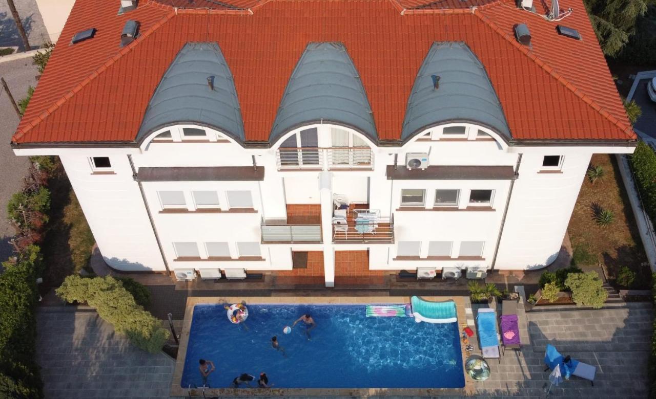 Sea View Apartment In Ičići Dış mekan fotoğraf